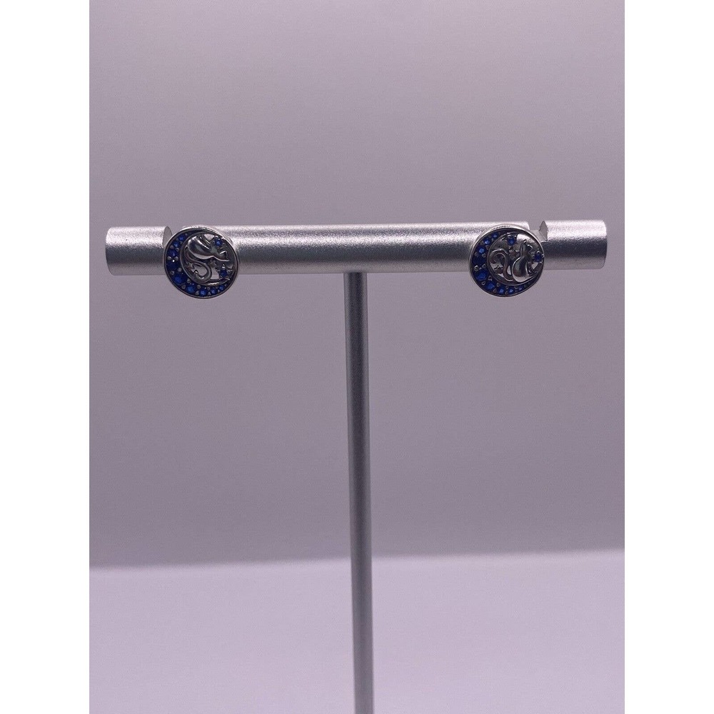 Blue CZ Sterling Silver Star With Cat In The Center